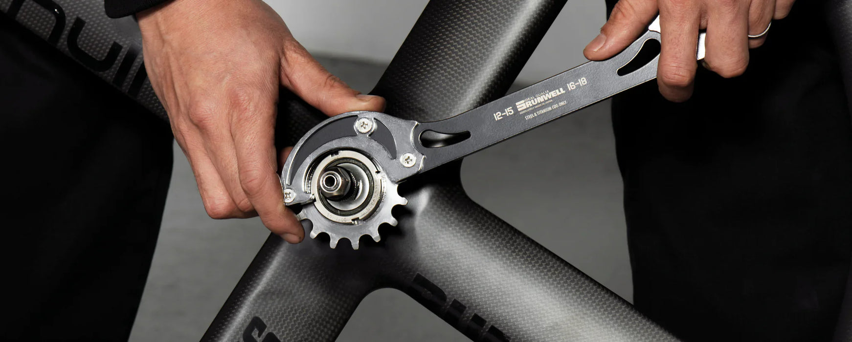 Runwell COG1218L Sprocket tool